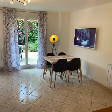 Апартаменты La Grange De Meme Yvette